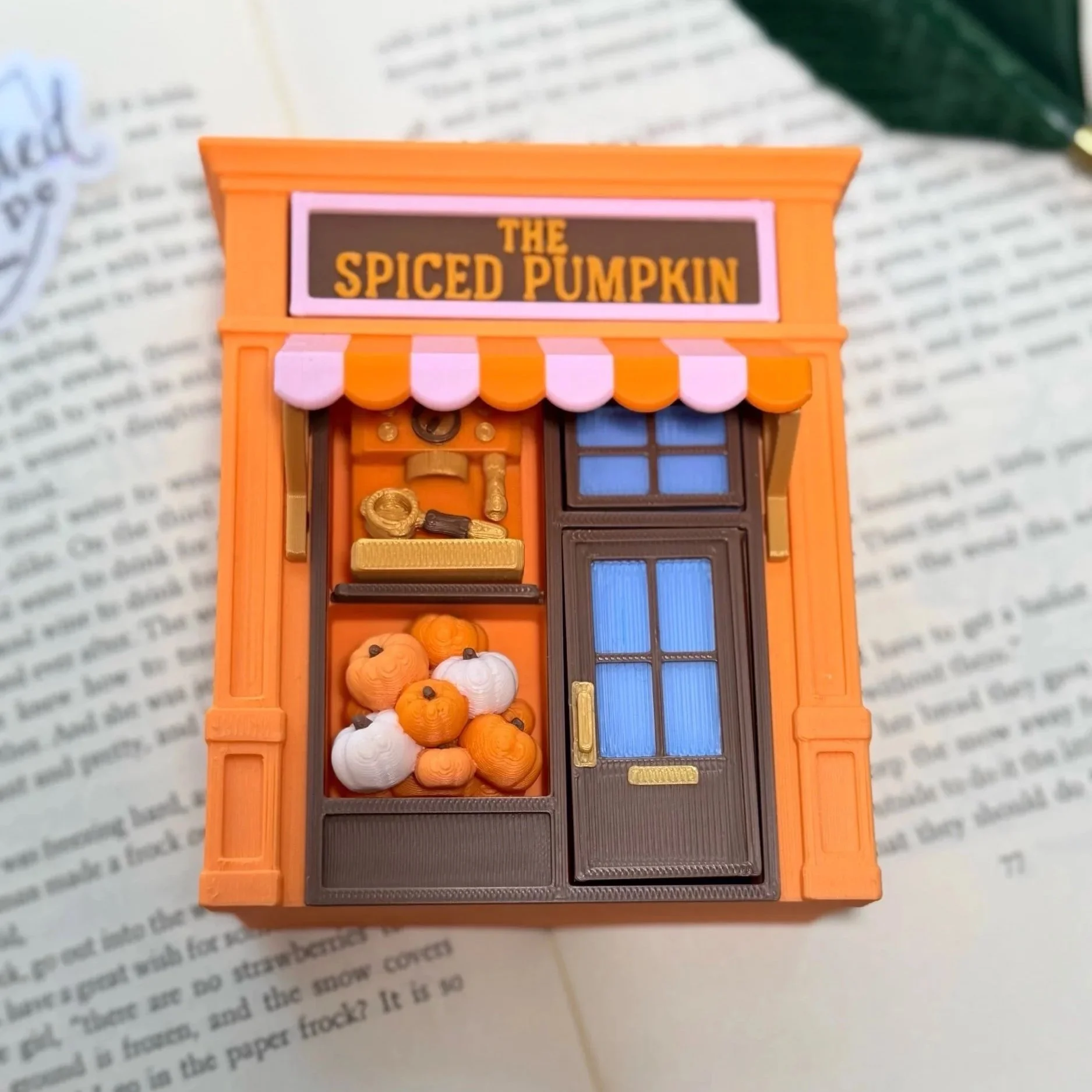 The Spiced Pumpkin Cafe Fidget Clicker