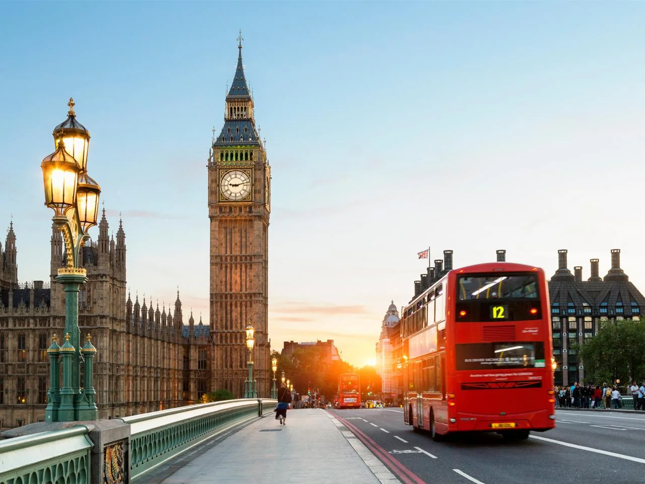 bb-london-travel-bucket-list.jpg