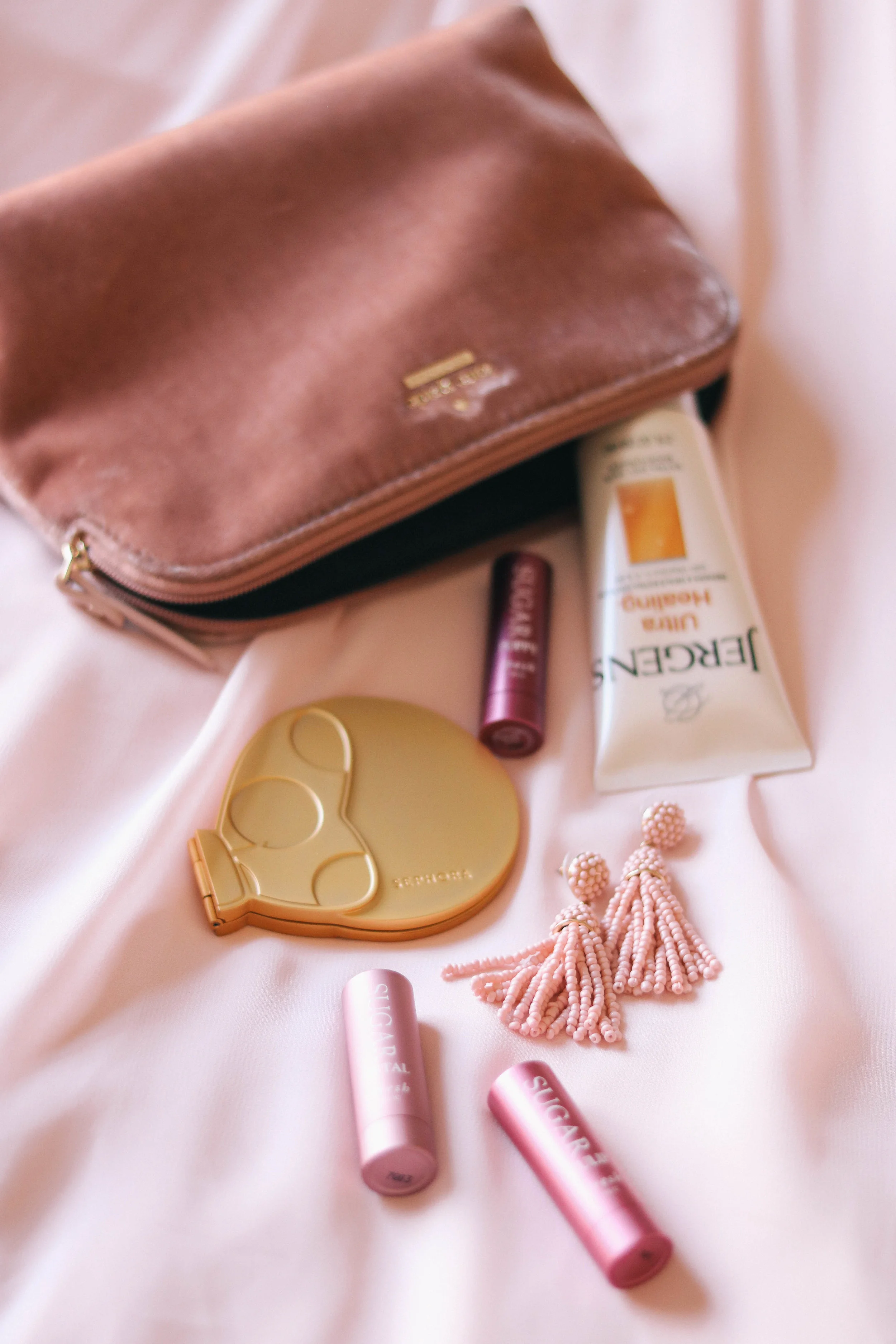 A Peek Inside My Bag