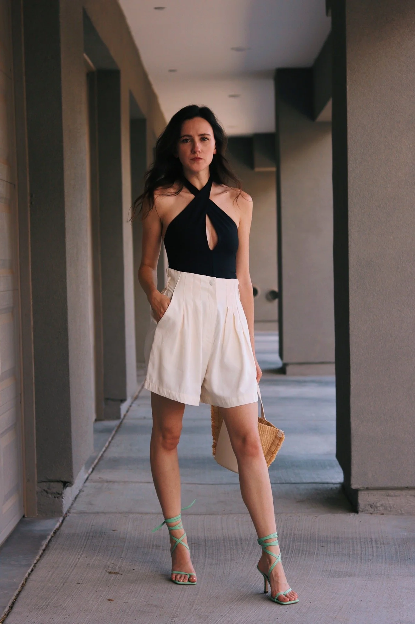 A Chic Black &amp; White Outfit