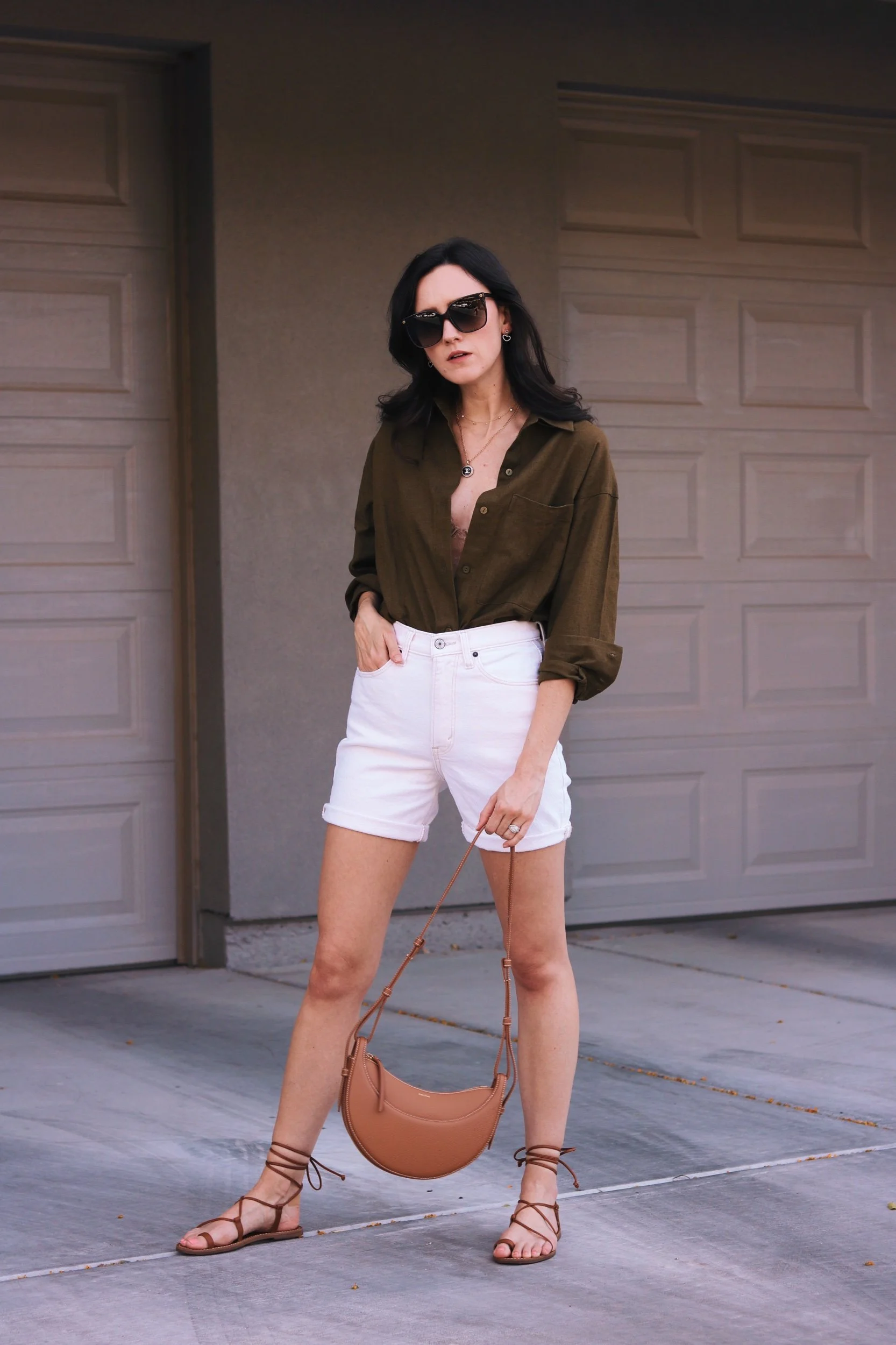 A Minimalistic Summer Linen Outfit From Abercrombie