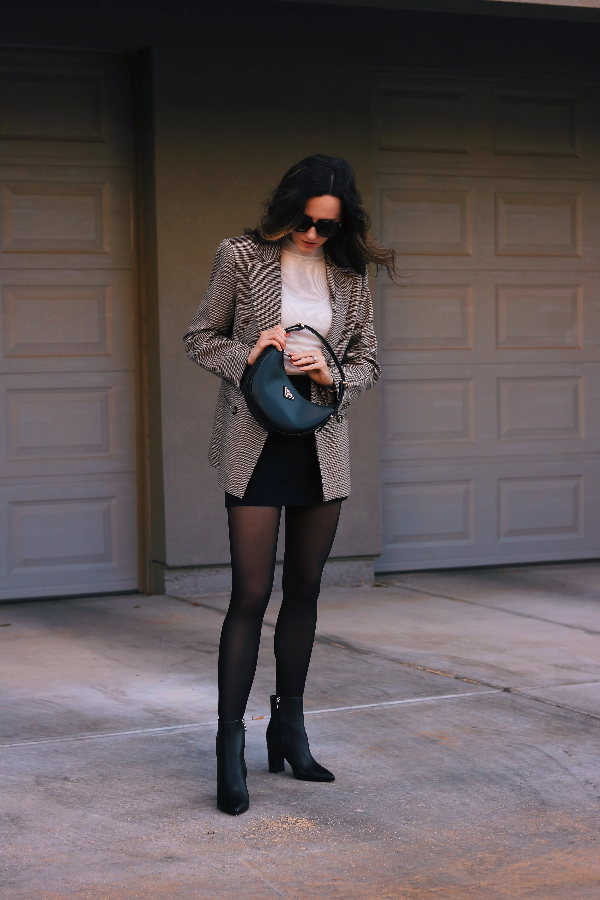 A Parisian Inspired Fall Blazer Outfit