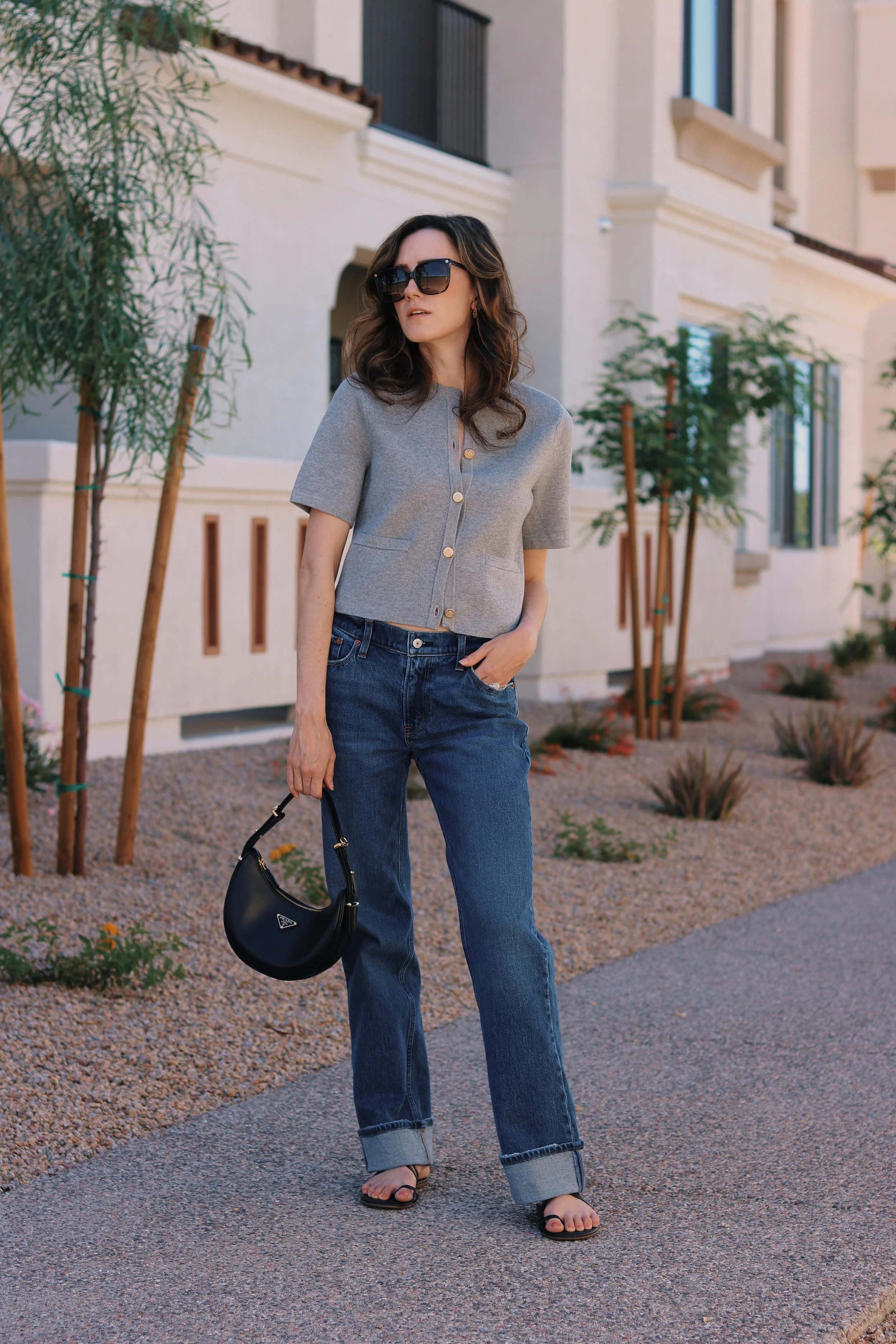 How to Style a Classic Cardigan and Jeans Outfit