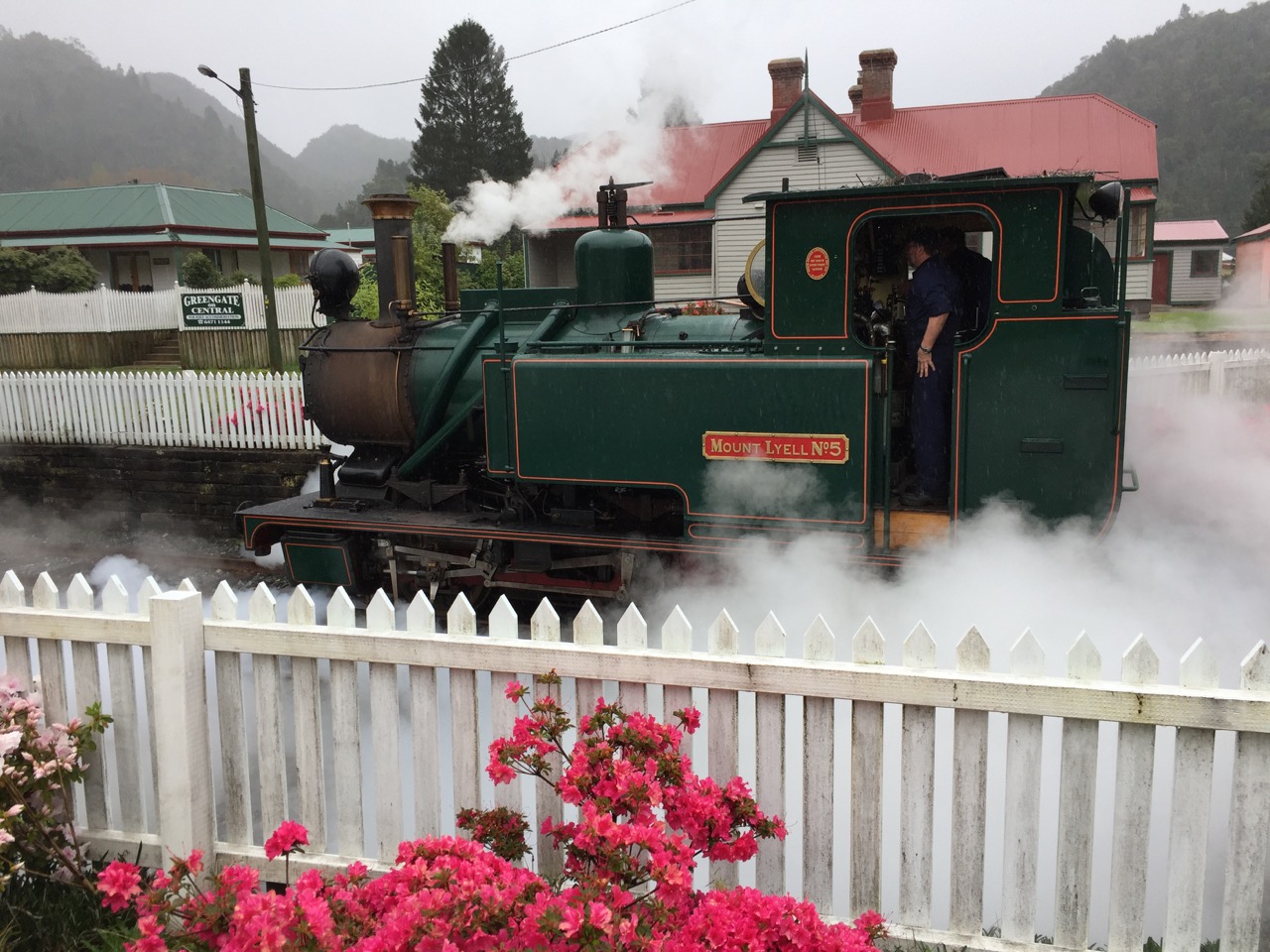 Queenstown turntable - 14.jpg