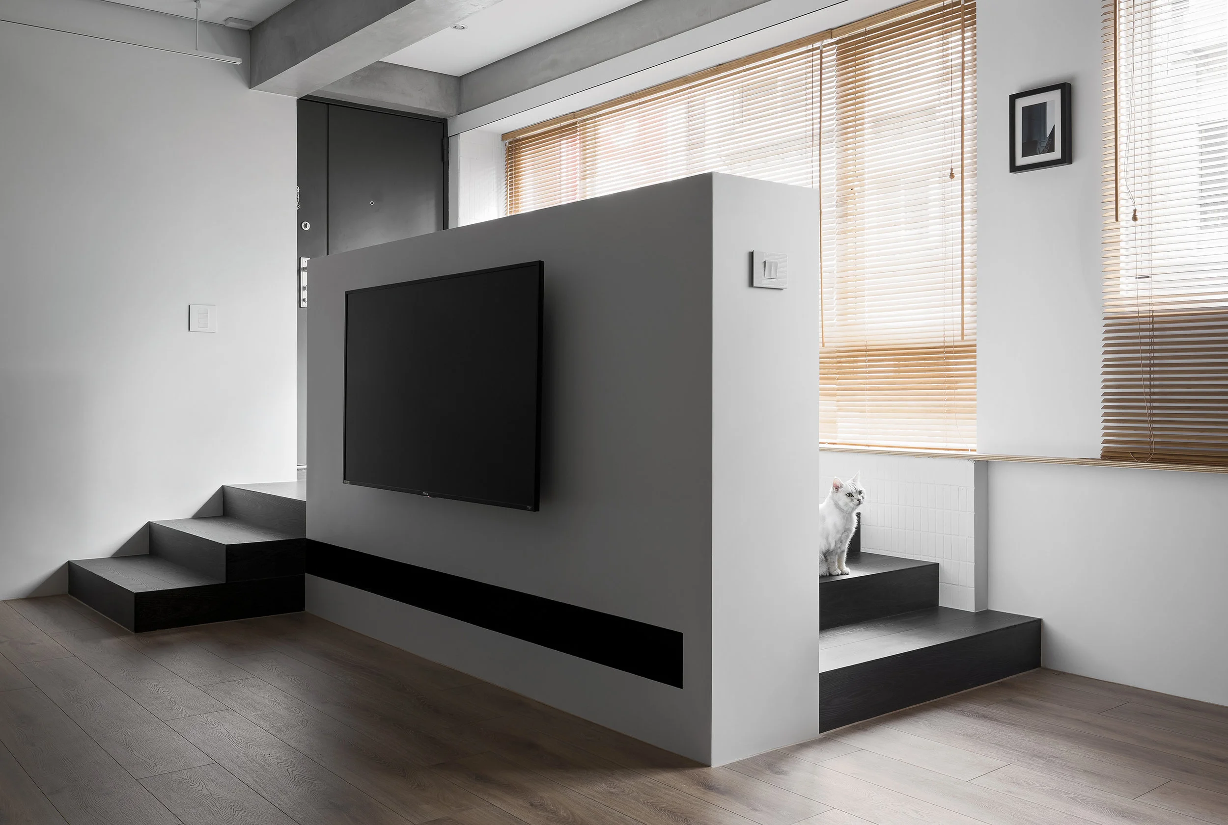 Ronn Residence by Studio In2_04.jpg