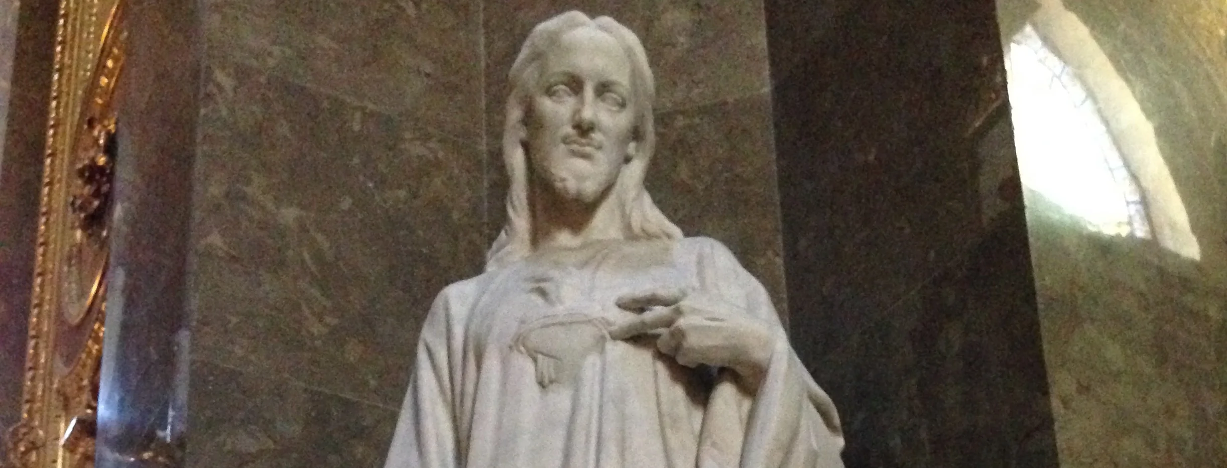 This chill statue of Jesus resides in St. Stephen's Basilica in Budapest.