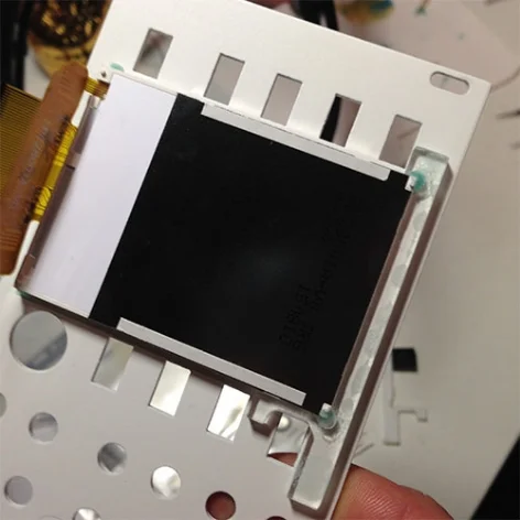Display mounting bracket test