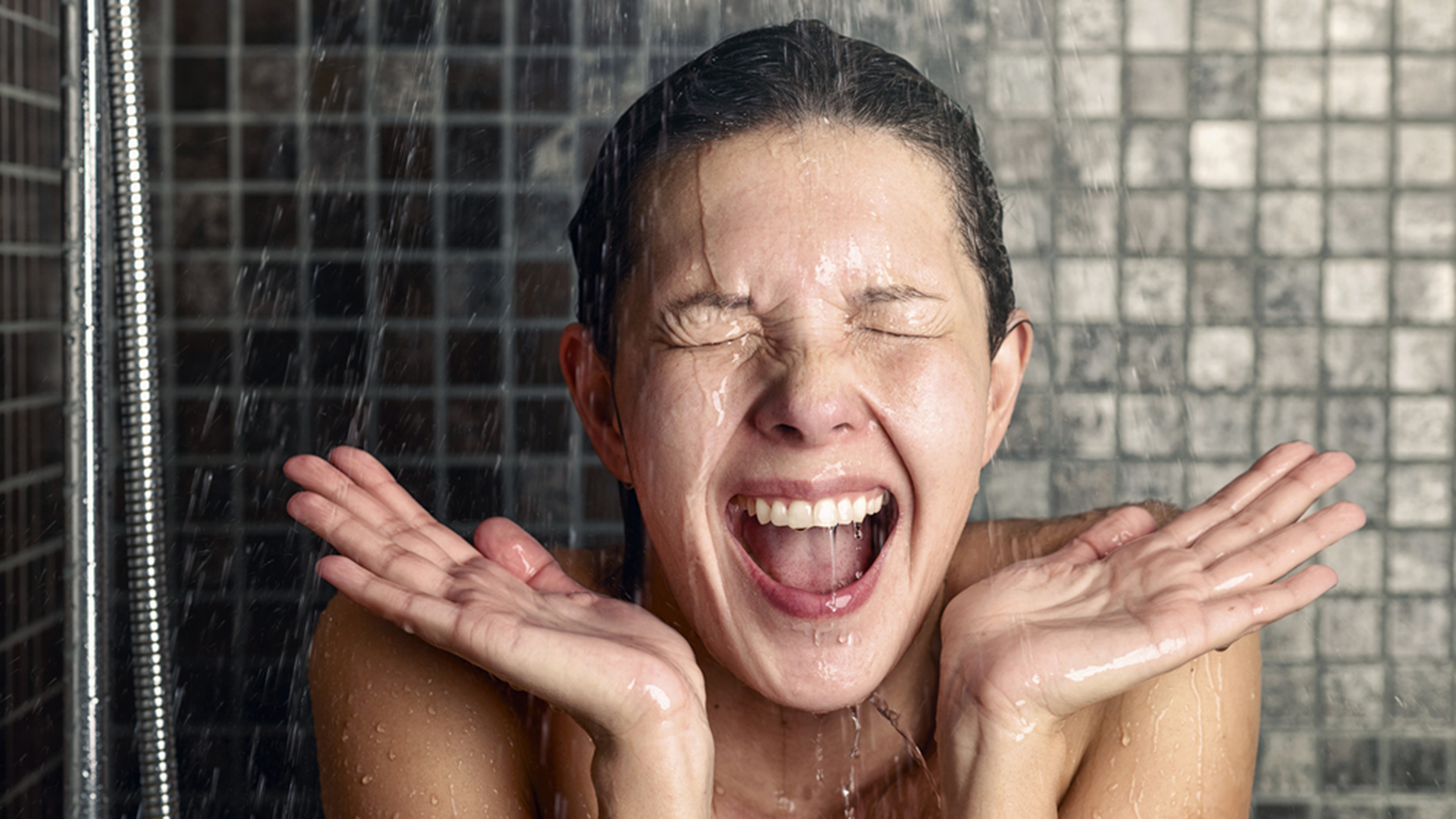 Woordvoerder Scully Elke week 15 'unieke' voordelen van een dagelijkse koude douche!