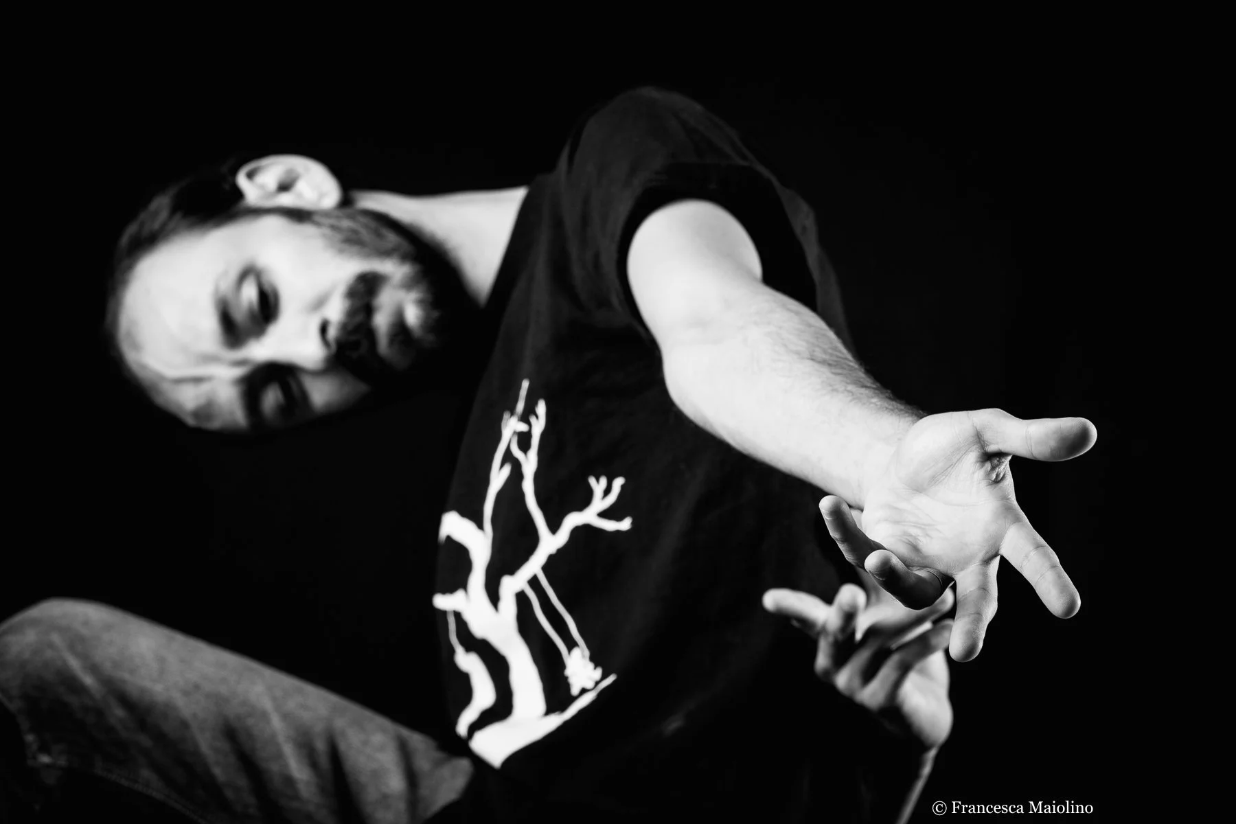 Ricardo by Francesca Maiolino handsdiag .jpeg