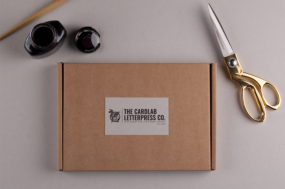 SambleBox-Closed.jpg