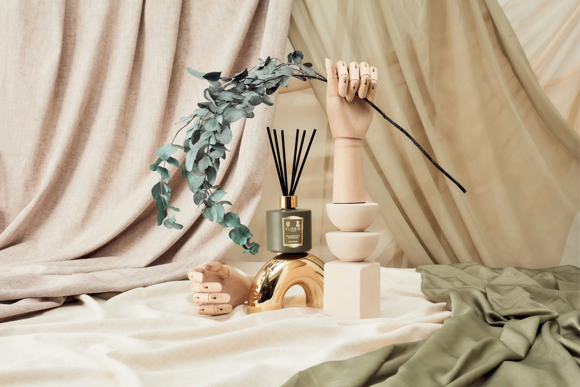012523_Floris_19_Home_Campaign_Shot_017.jpg