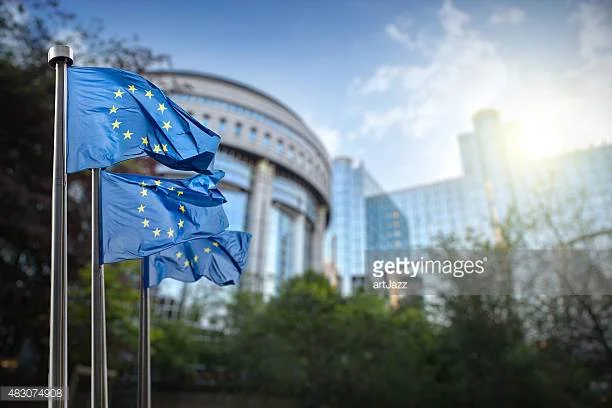 Geoblocking Requirements in Online Distribution of Copyright-Protected Content: Implications of Copyright Issues on Application of EU Antitrust Law