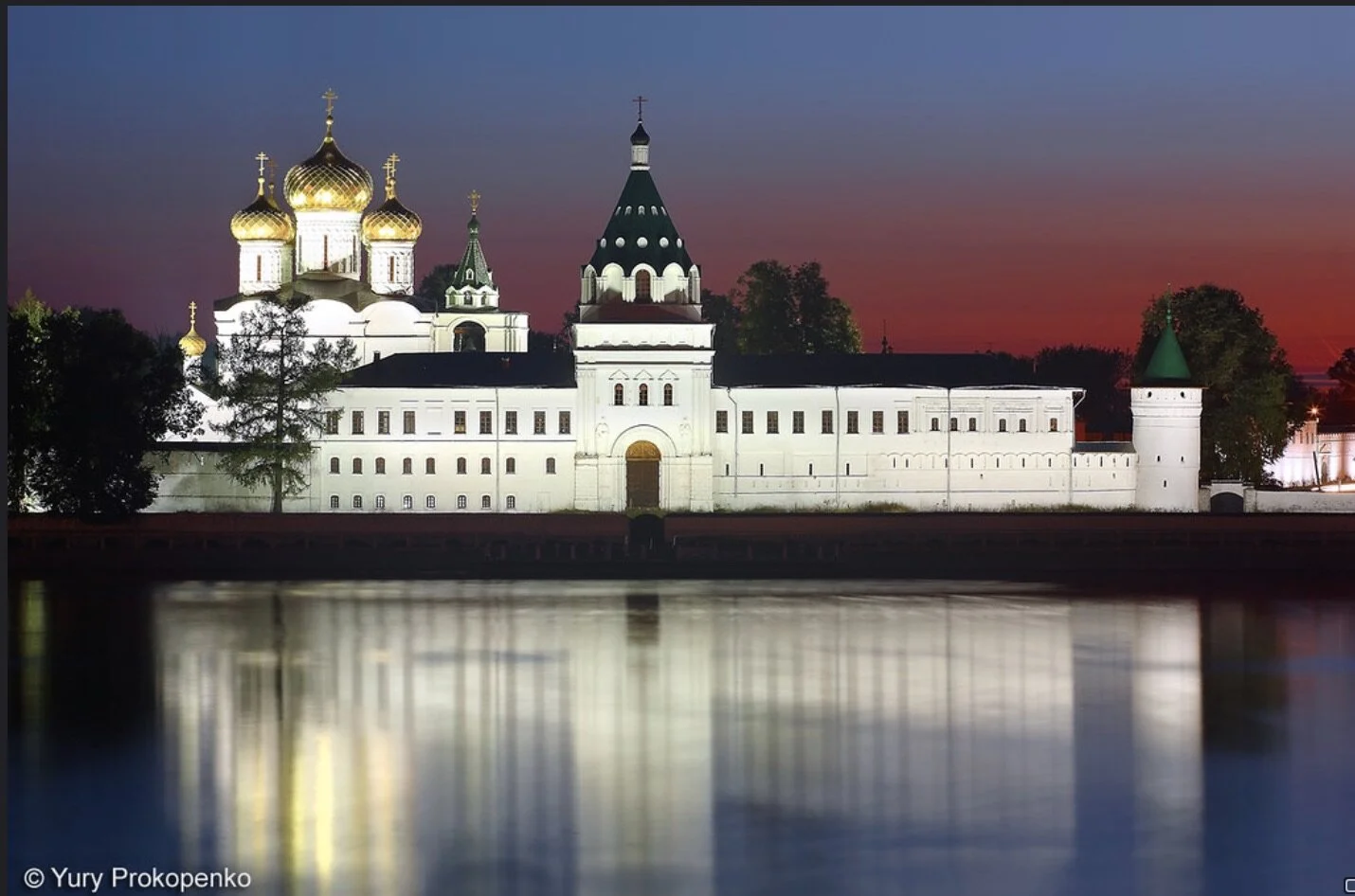 The (Not So) World Wide Web: Russia’s Sovereign Internet Law and Its Effect on Russians’ Access to Information