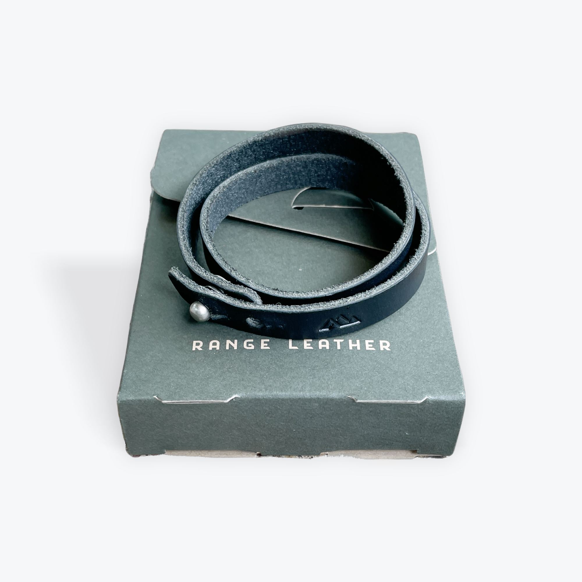 Range Leather Teton Wrap Bracelet in Black