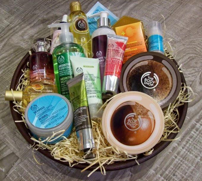 *STAR RAFFLE PRIZE* Exclusive Body Shop Hamper worth £150
