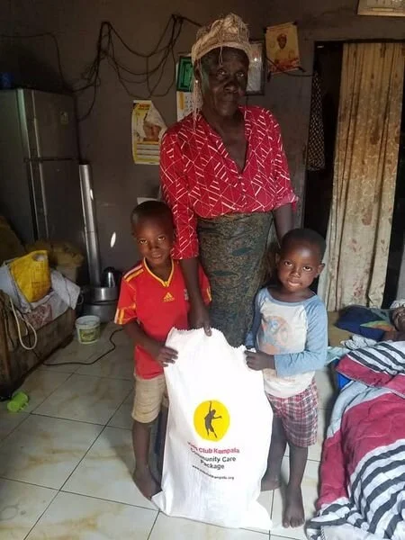 The Kids Club Kampala team have began handing out food parcel&rsquo;s in the slum communities.