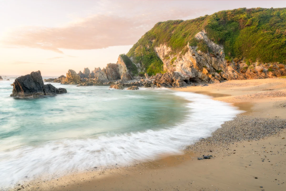 This is the first of my images taken on a road trip with my dad, travelling down Australia's south east coast. It was shot on a secluded beach near Bermagui, nestled between the iconic Camel and Horse Head Rocks. I'll be sharing plenty more photos from that trip in my next blog post :)