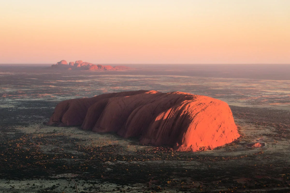 Uluru-Kata-Tjuta-Australia-Ayers-Rock-Sunrise.jpg