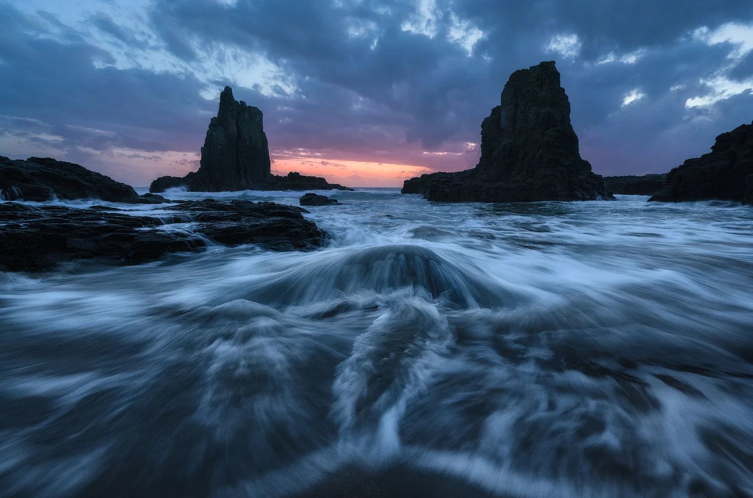 Cathedral-Rocks-Sunrise-Kiama.jpg