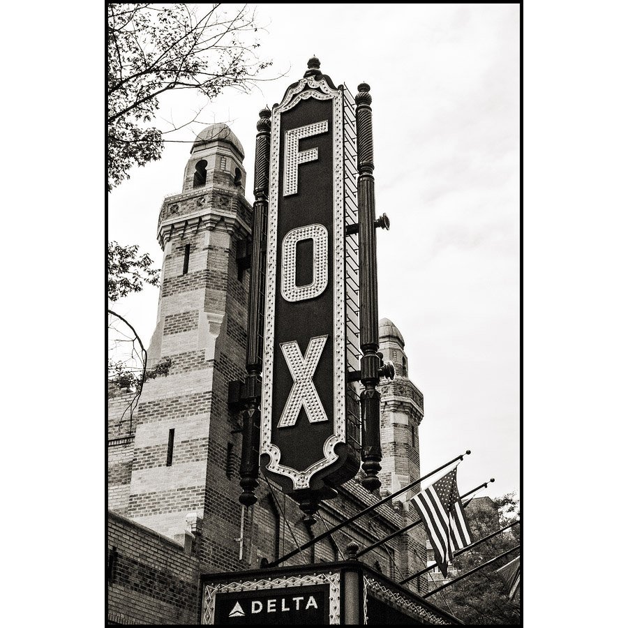 ATL07_FOX_8528_BW_30x45_IG.jpg