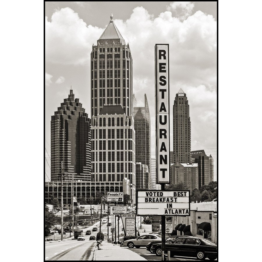 ATL07_SILVER-SKILLET_9177_BW_45x30_IG.jpg