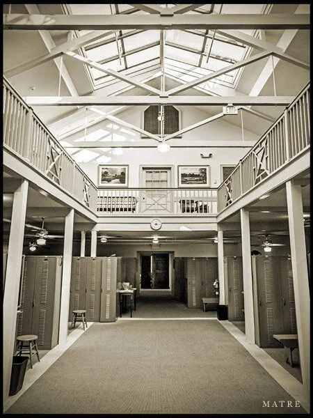 mer13_locker-room_1895_s.jpg