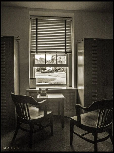 mer13_window_1917_s.jpg