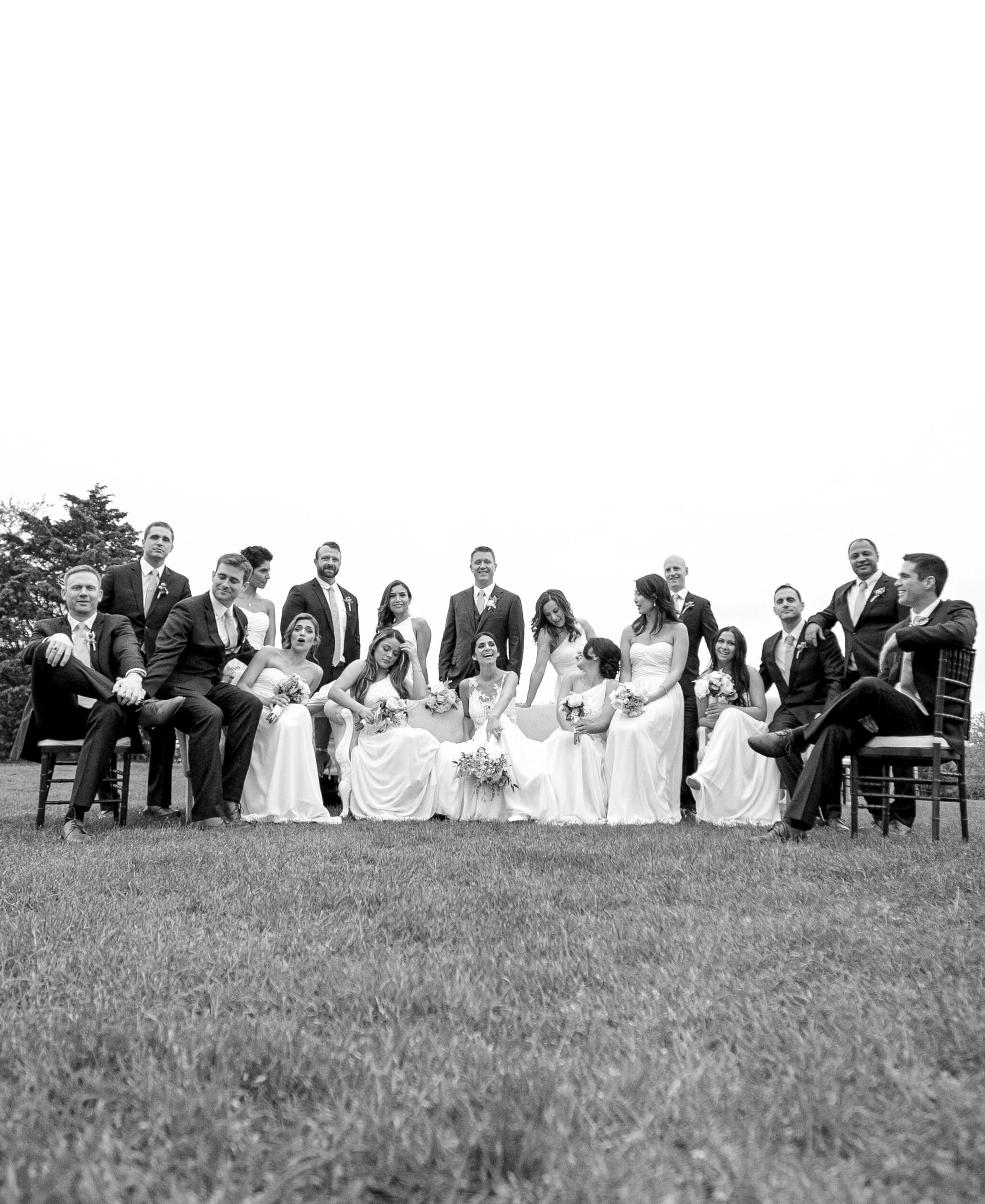 BRIDAL PARTY PHOTOGRAPH AT CASTLE HILL INN WEDDING