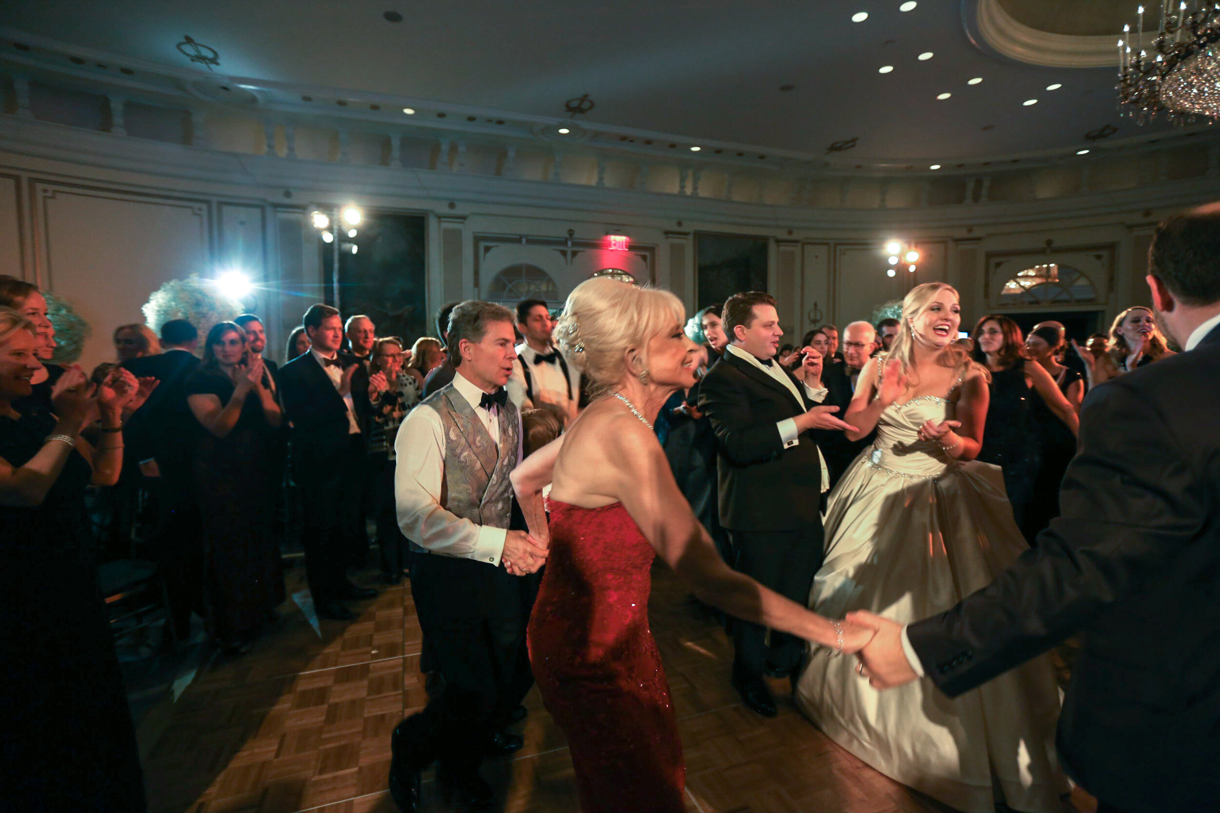  NEW YORK CITY BLACK TIE WEDDING AT THE LOTTE NEW YORK PALACE HOTEL 