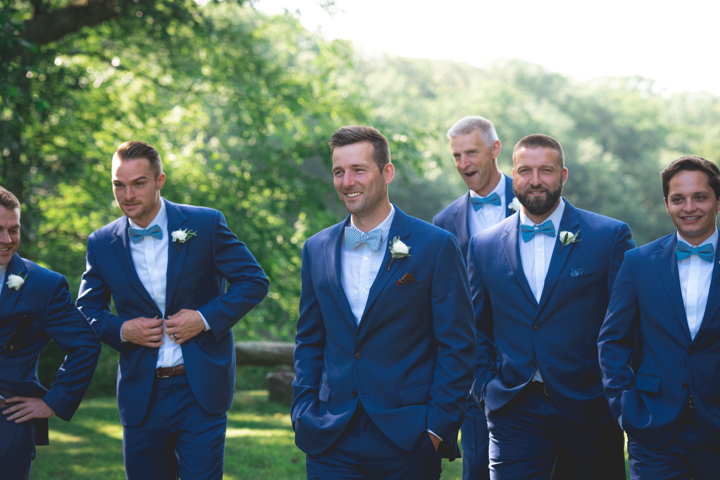 CANDID WEDDING PHOTOGRAPHY OF GROOMSMEN