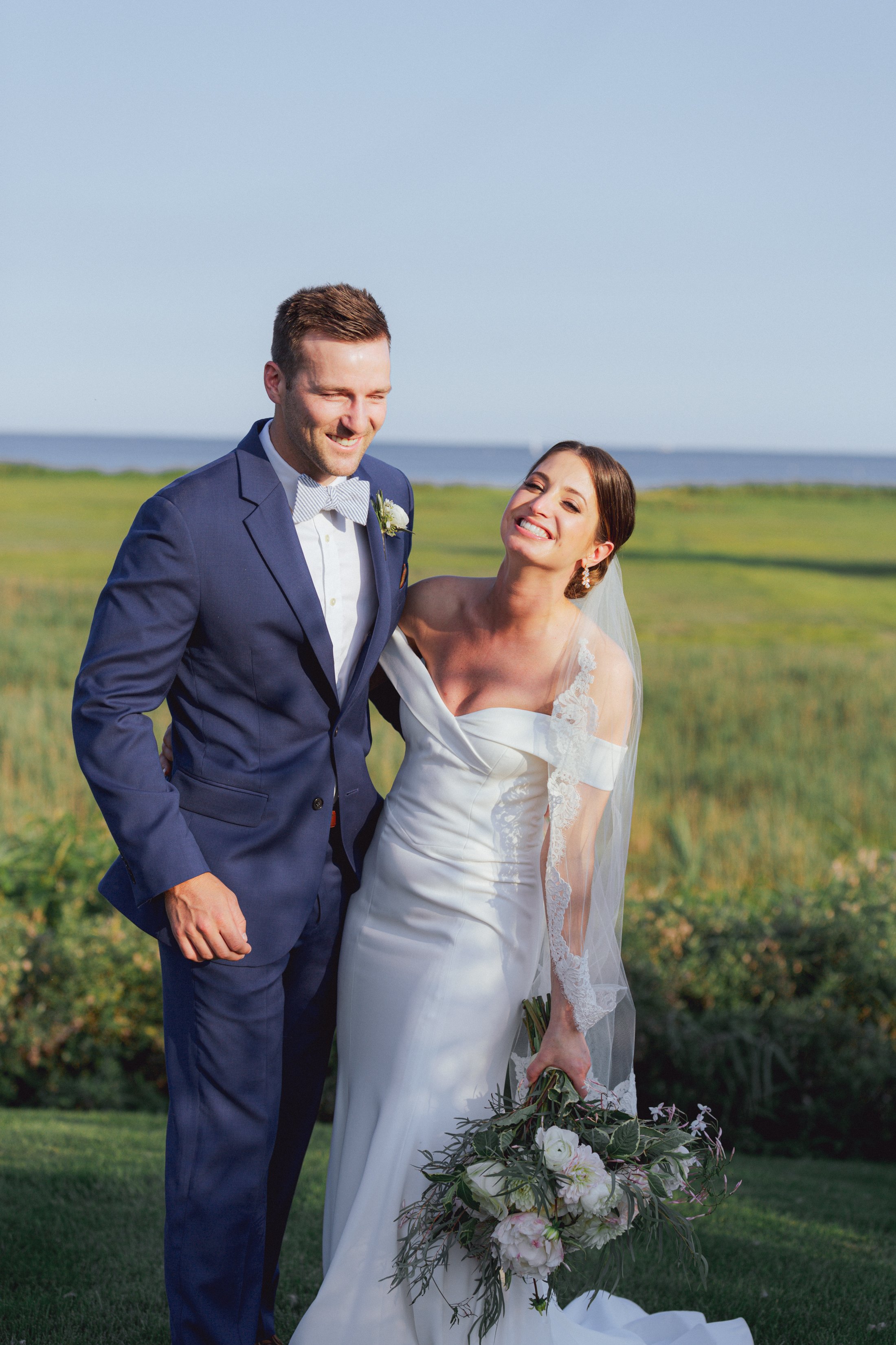 TOP CT WEDDING PHOTOGRAPHER AT GUILFORD YACHT CLUB