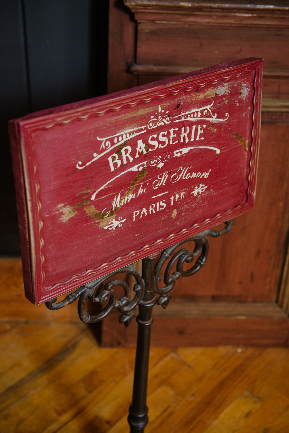 Paris Brasserie Sign