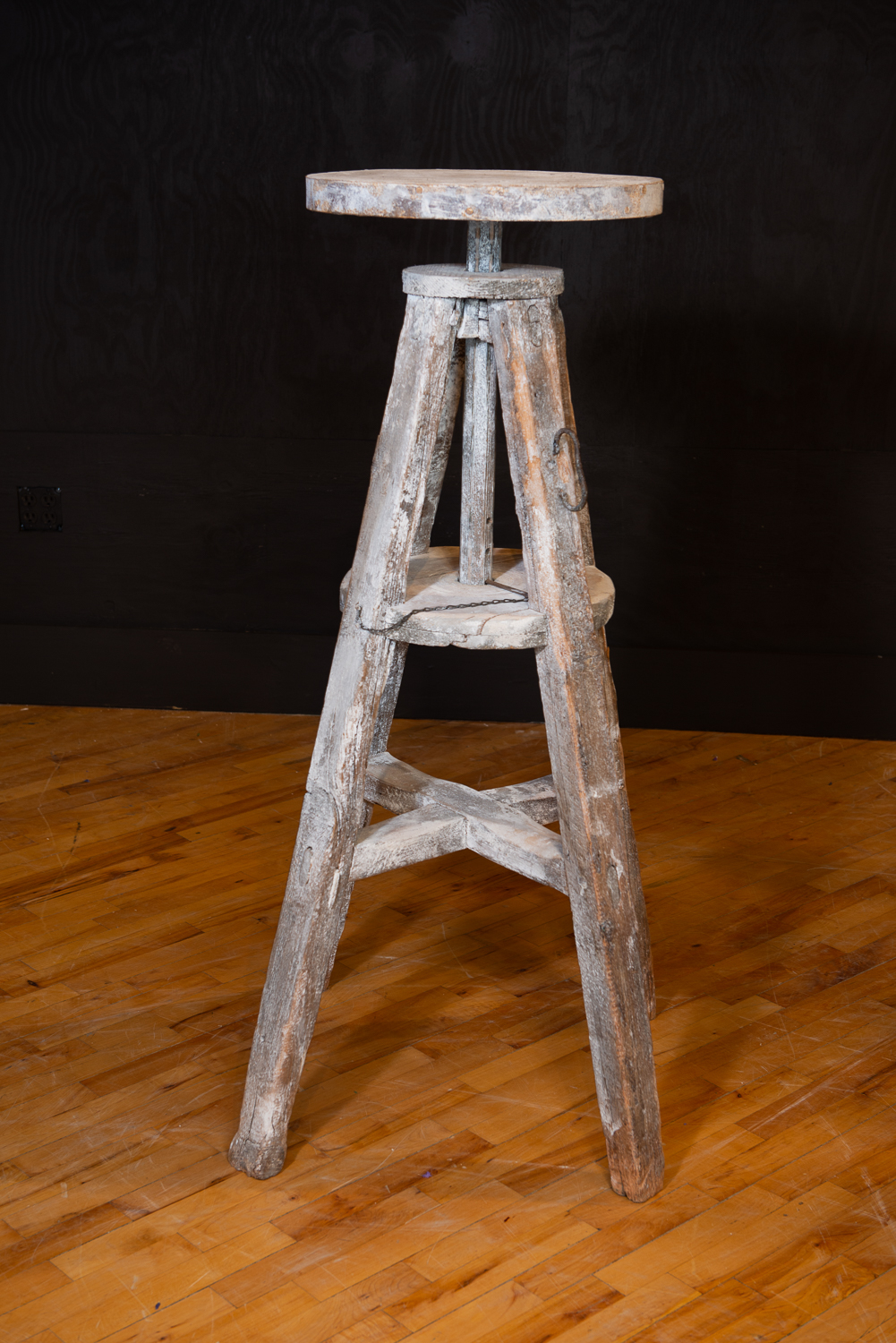 Tall Sculptor's Stand