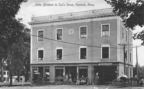 Vintage-Photo-Of-General-Store.jpg