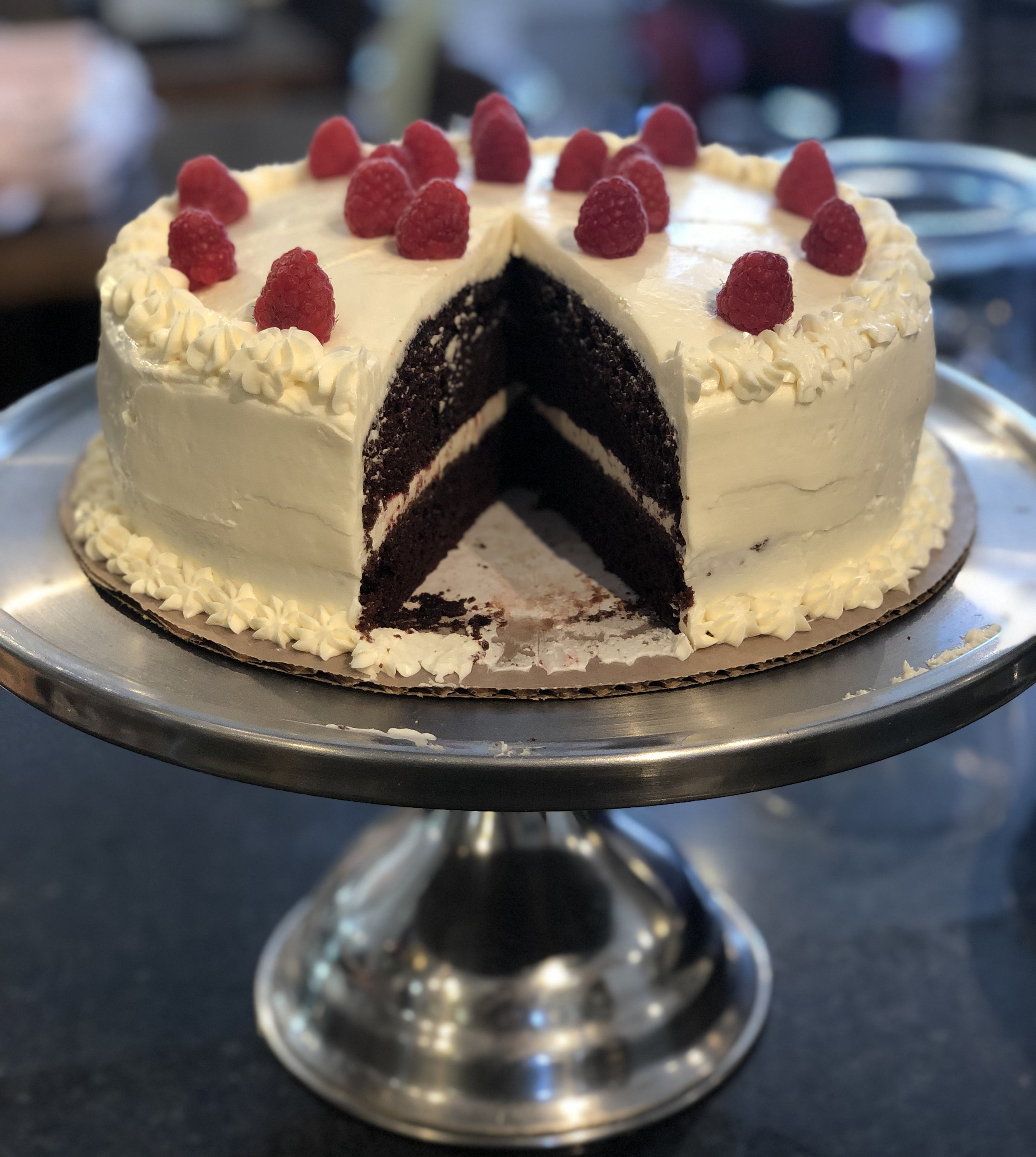 raspberry-chocolate-cake.jpg