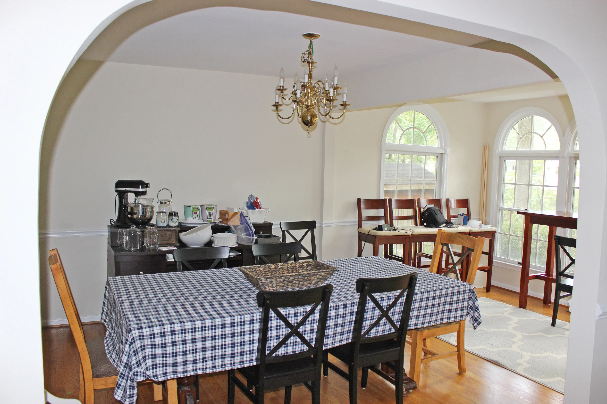 Dining Room Before 1.jpg