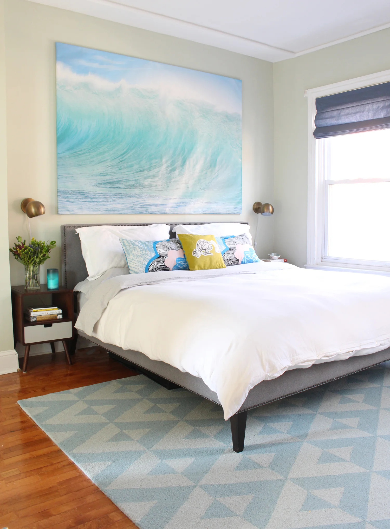A master bedroom in Philadelphia gets a long overdue makeover. 
