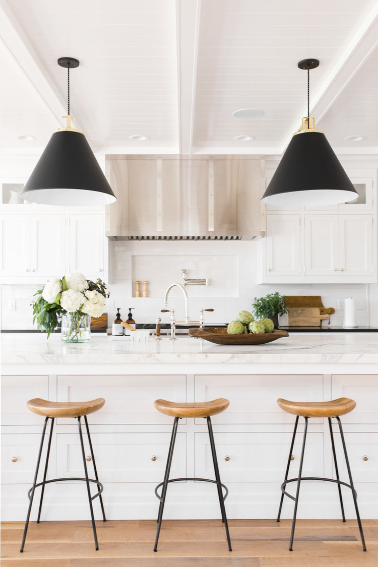 How To Choose The Right Bar Stools For Your Kitchen Island Or Peninsula