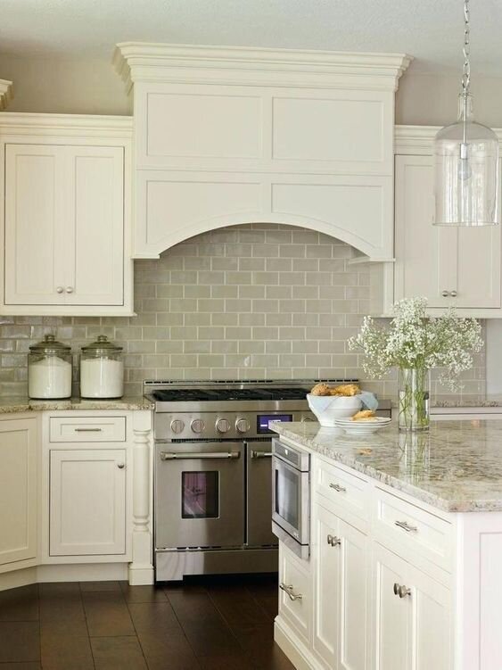 Dated Granite In Your Kitchen, What Color Backsplash Goes Good With Brown Countertops