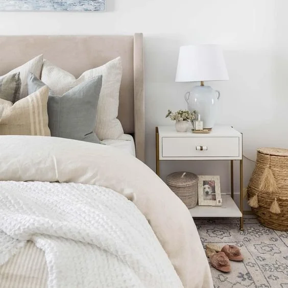 The Ultimate Guide For Choosing the Right Nightstands
