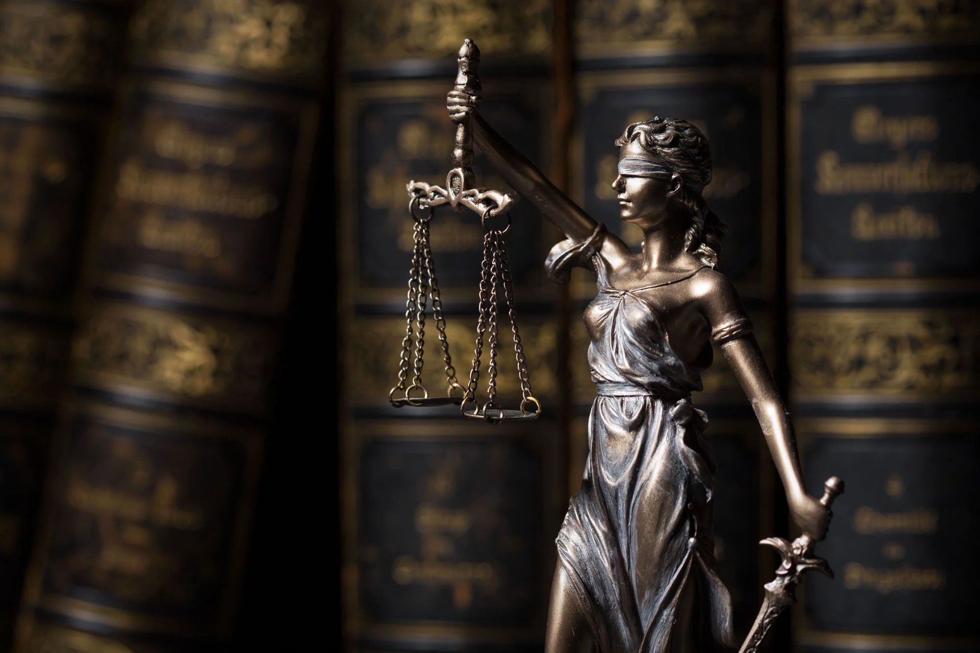 Lucas-Compton-Law-Services.jpg