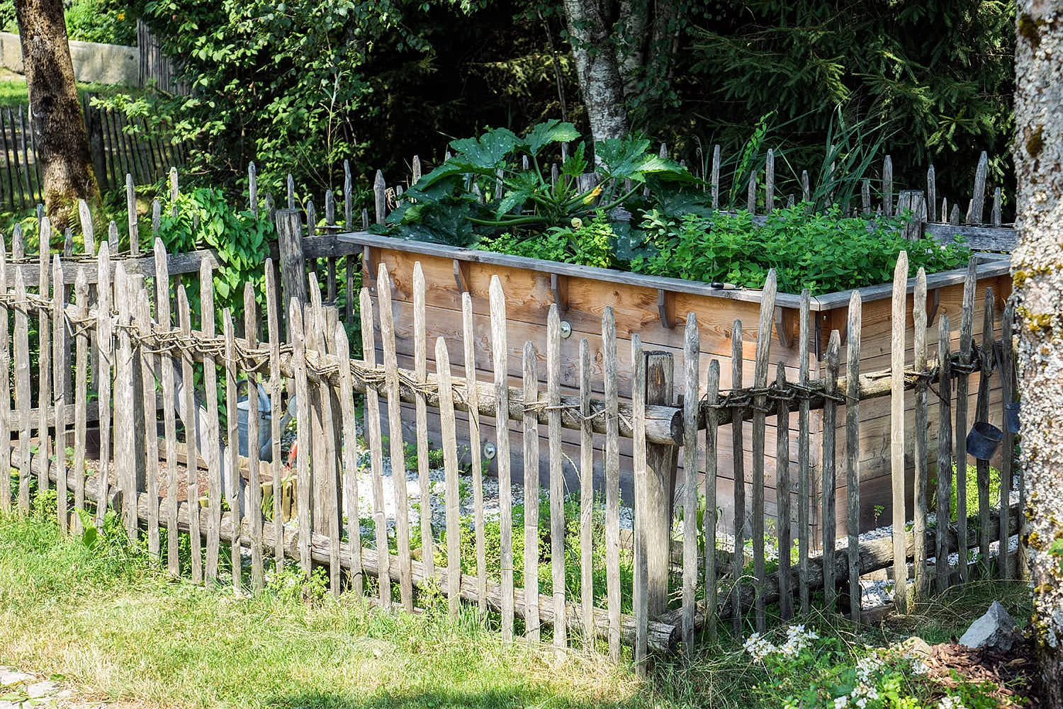 Epp-Gartenbau-Holz-Zaeune-Terassen-34.jpg