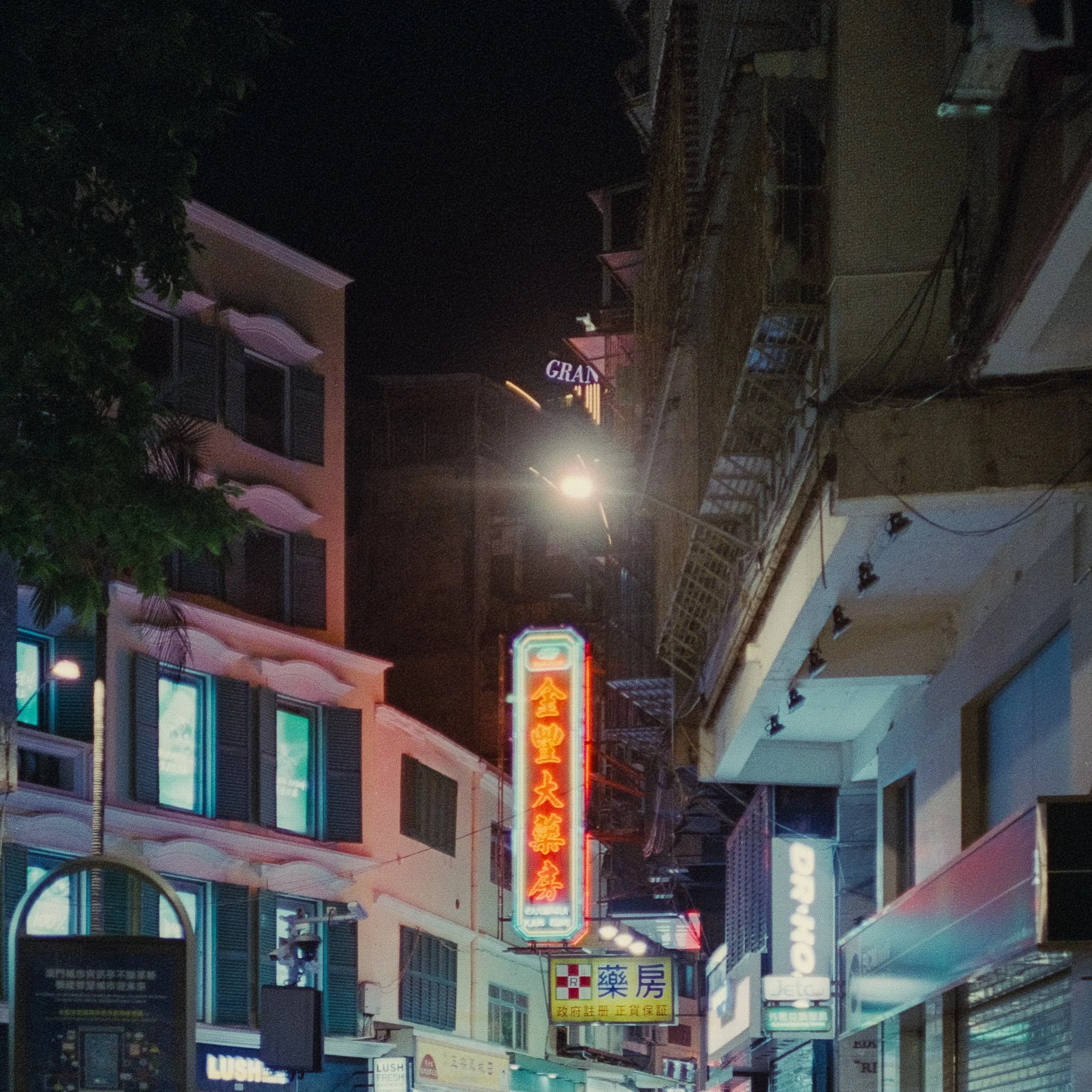 4KWEB-M6-2023-Pro 400H-109.jpg