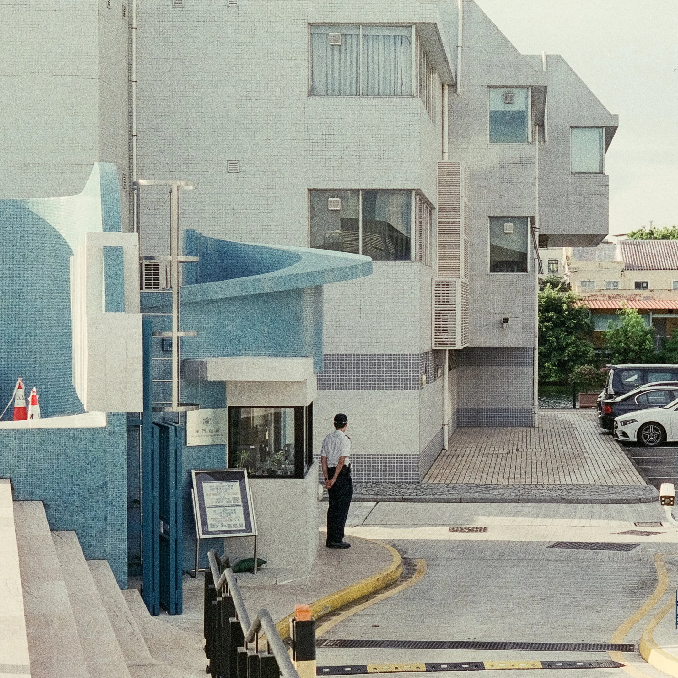 4KWEB-M6-2023-Pro 400H-061.jpg