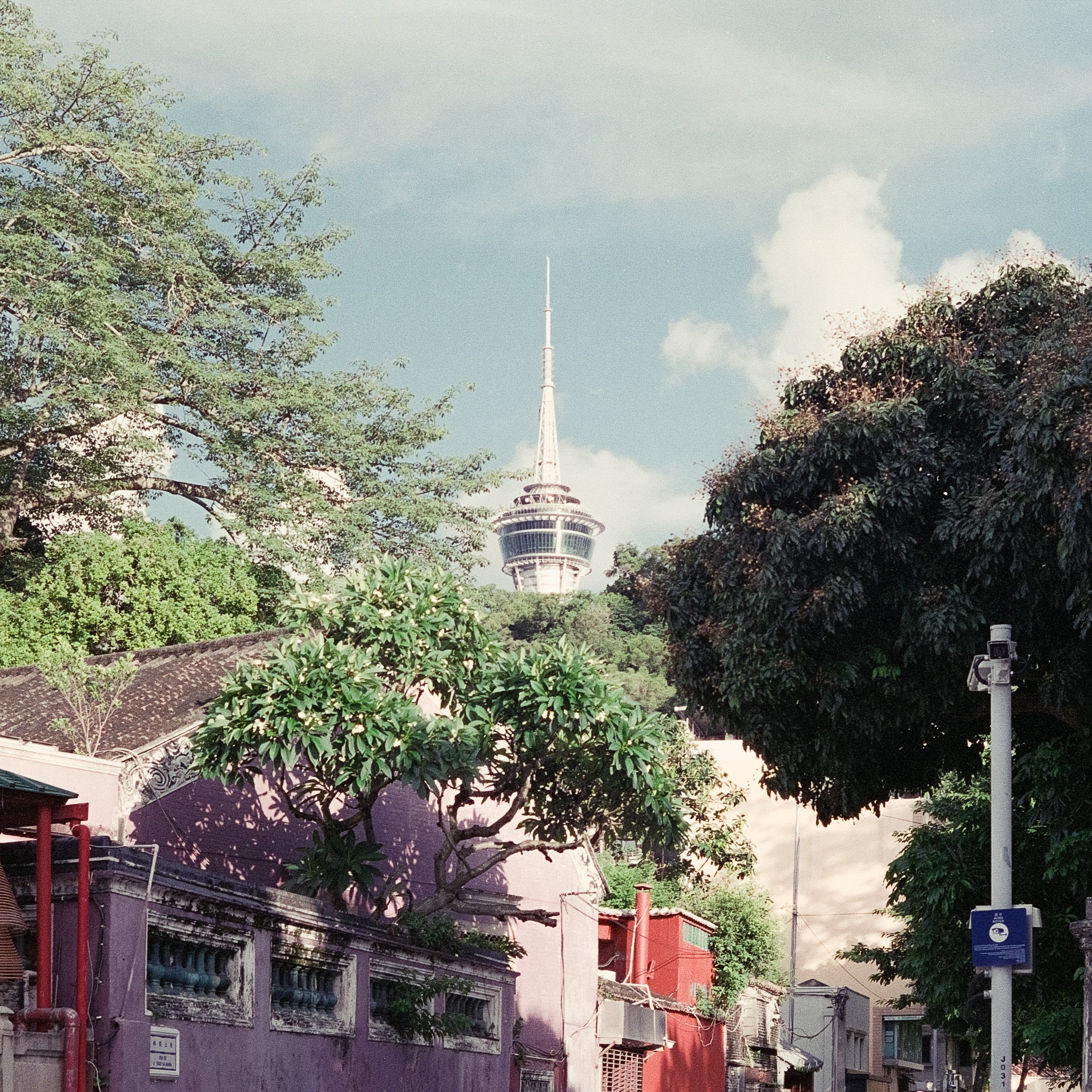 4KWEB-M6-2023-Pro 400H-057.jpg