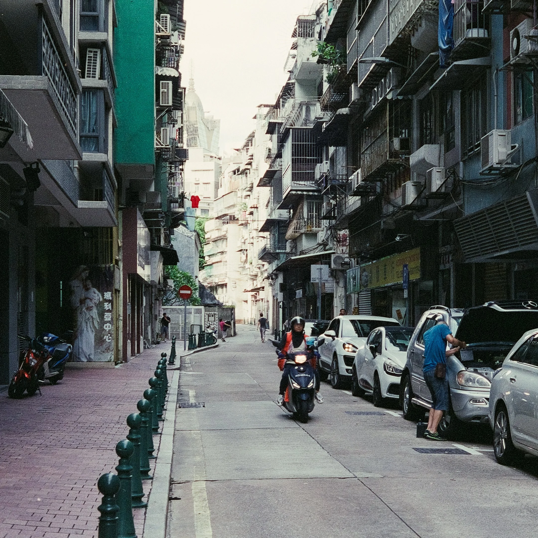 4KWEB-M6-2023-Pro 400H-052.jpg