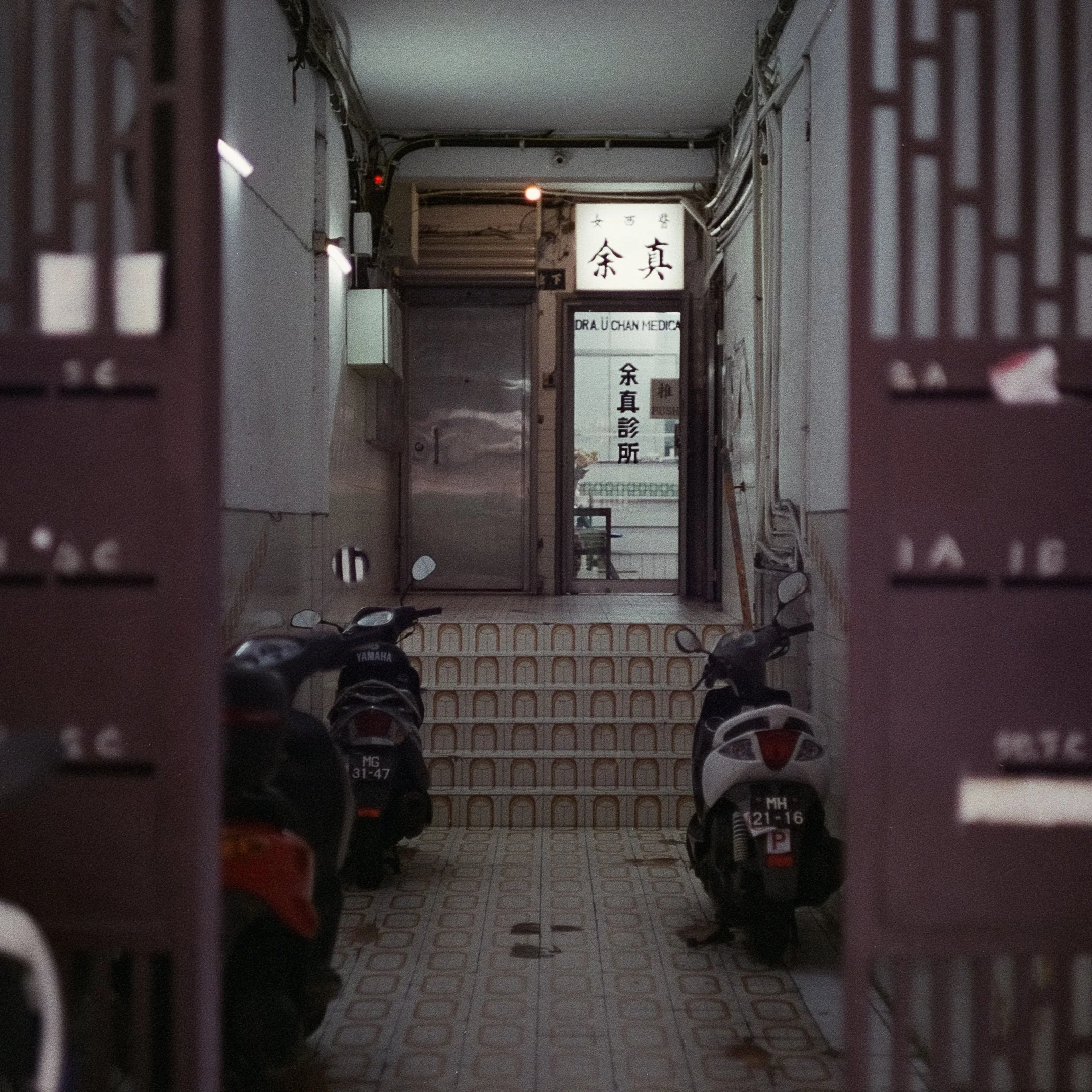 4KWEB-M6-2023-Pro 400H-047.jpg