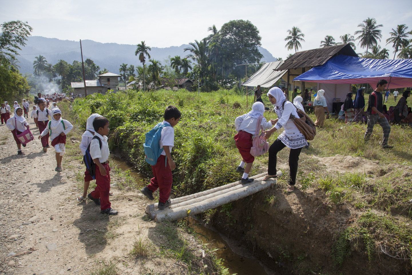 Disaster Simulation in the village of Lawe Sawah, south of Tapaktuan, Southern Aceh, Indonesia.