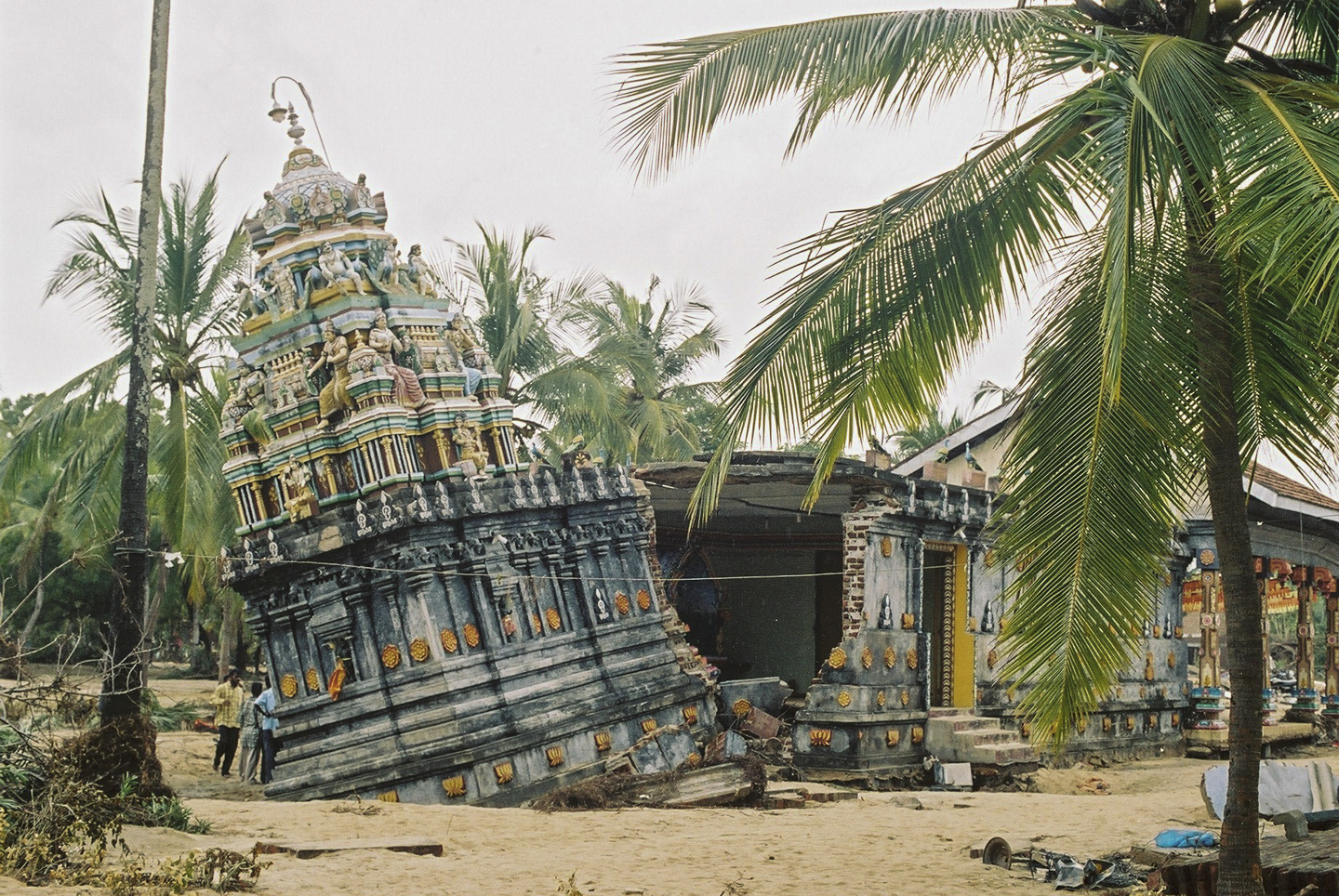 050421_Tsunami_002.jpg