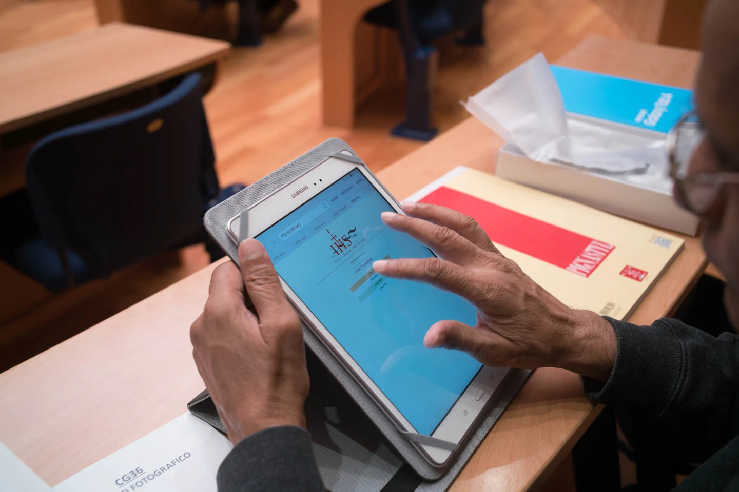 Each delegate received a tablet and participated in training sessions to learn how to access all documents, music and information on a closed intranet system.